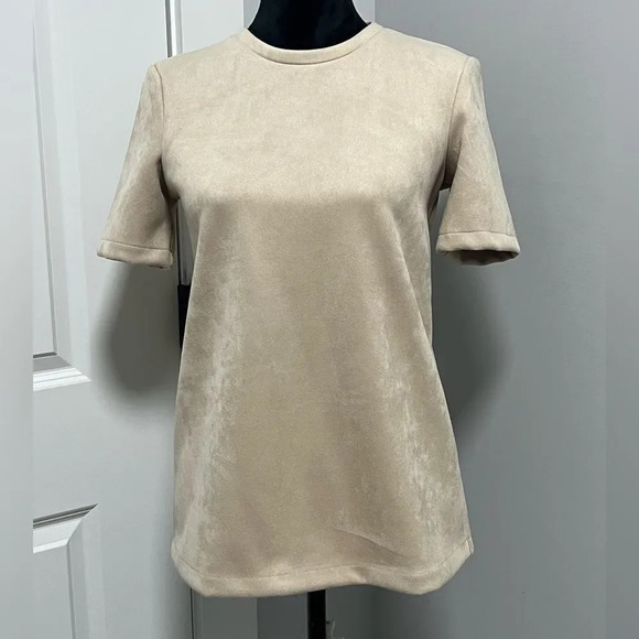 Zara Tops - Zara Camel faux suede top with full back zipper short sleeves size Small
